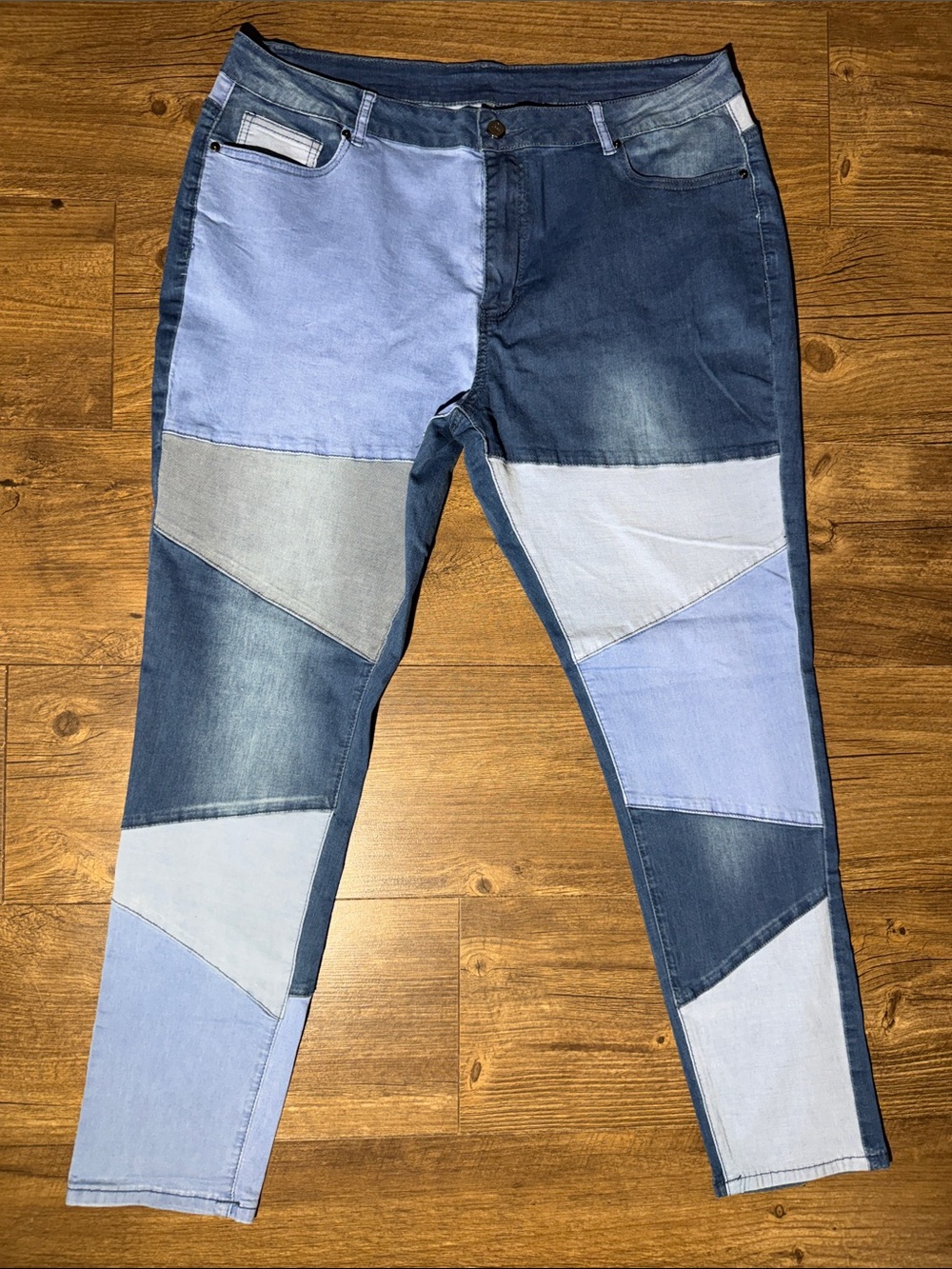 Patchwork Color Block Jeans – Blue Multi-Wash – Plus Size 3XL